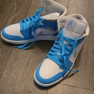Nike Woman's Blue and White High-Top Air Jordan Sneakers